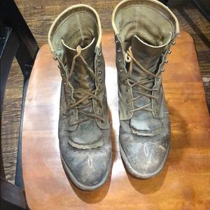 Men’s lace up boots